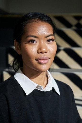 Caroline Aaquist headshot