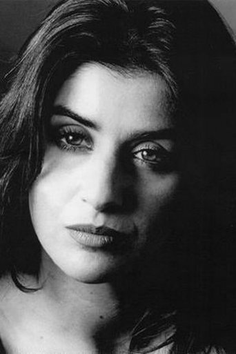 Alessandra Roca headshot