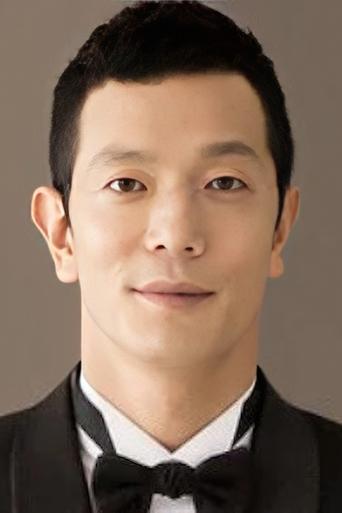 Ji Gun-woo headshot