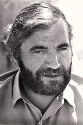 Nigel Davenport — photo 3