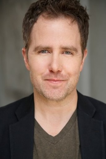 Rhes Low headshot