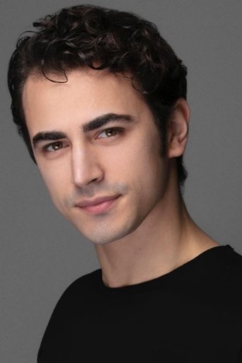 Emin Günenç headshot