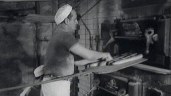 Paris mange son pain (1958)