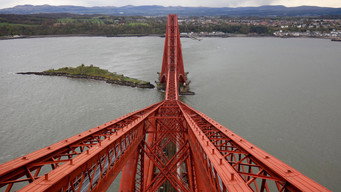 Britain's Greatest Bridges (2016)