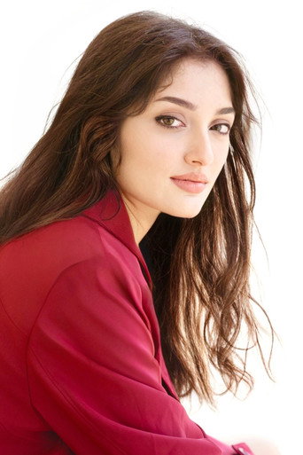 Zainab Raza portrait