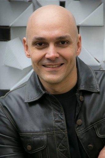 Image of Roberto Alencar