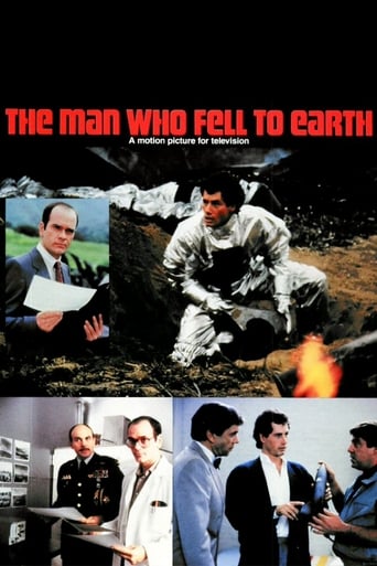 Poster för The Man Who Fell to Earth