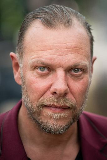 Johan Olsen headshot