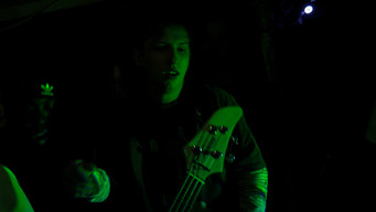 Escena 5 de Cavepeople