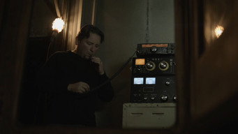 The Dark Hand (2016)