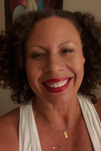 Carolina Lancaster headshot