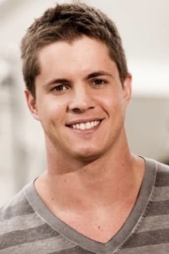 Image of Johnny Ruffo