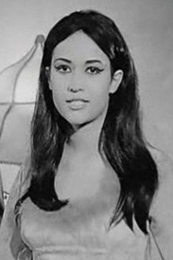 Amira Zaitoun headshot