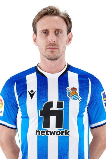 Nacho Monreal headshot