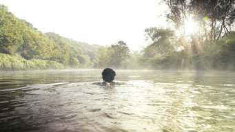 Rave on for the Avon (2024)
