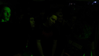 Escena 3 de Cavepeople