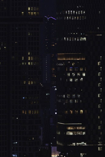 Mirrorless City View