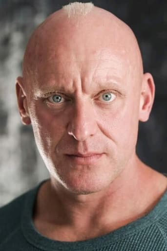 Richard Carter headshot