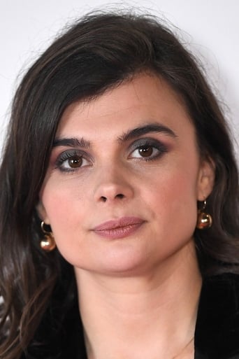 Image of Gwyneth Keyworth