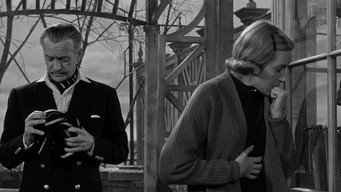 За окремими столиками (1958)