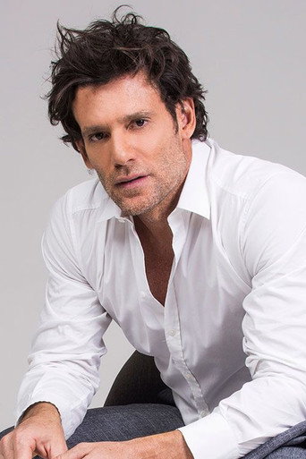 Bernie Paz