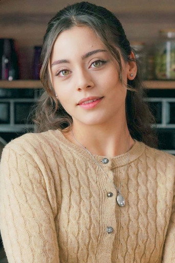 Sıla Türkoğlu — 16