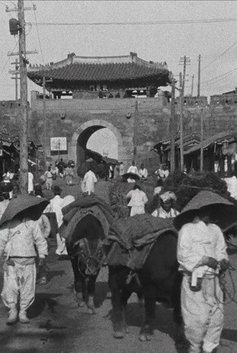Korea : Views of Seoul and the Port of Chemulpo (1910)