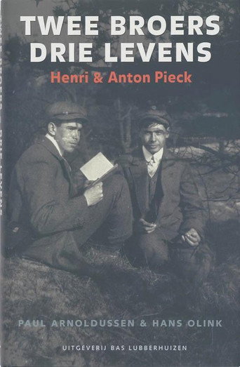 PROFIEL: Een allesbehalve identieke tweeling (Anton & Henri Pieck) (2008)