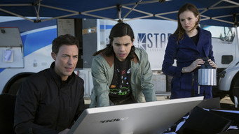 Tom Cavanagh — photo 5