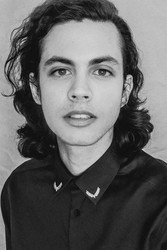 Íris Alves Lacerdaの人物画像 2