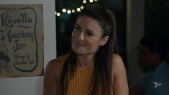 Home and Away T38E25