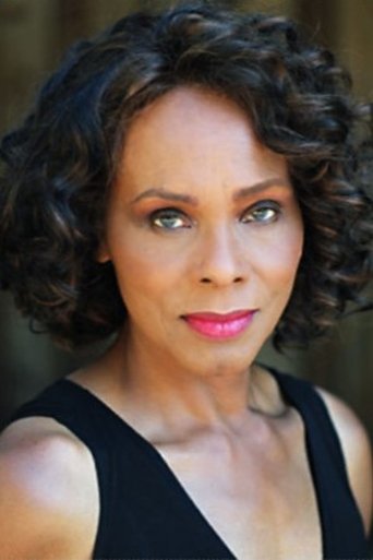 Brenda Arnau headshot