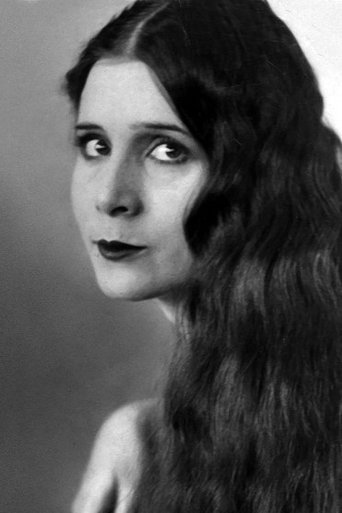 Olive Ann Alcorn headshot