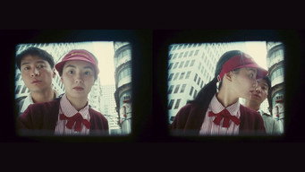 Still 6 from Comrades, Almost a Love Story