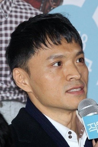 Image of Jin Yong-uk