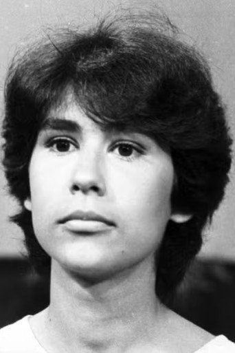 Clarice Derzi&ecirc; is Maria Priscila Bastos