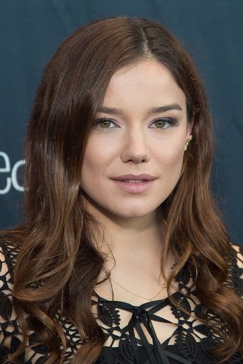 Hana Mangan Lawrence