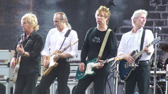 Hello Quo (2012)