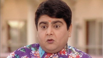 Gattu In a Swimming Pool