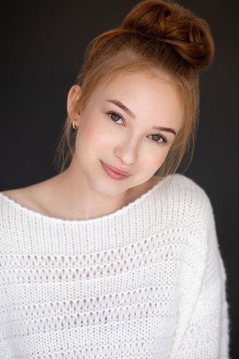 Caroline Elle Abrams
