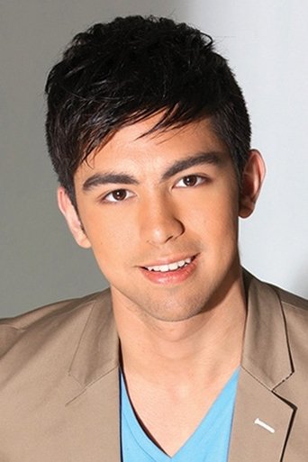 Derrick Monasterio headshot