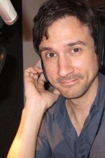 Josh Robert Thompson headshot