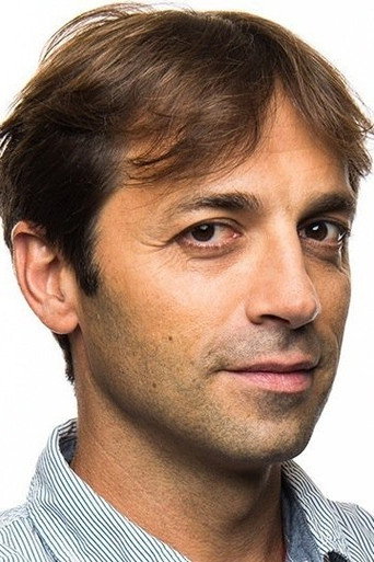 Luis Prietoの人物画像 3