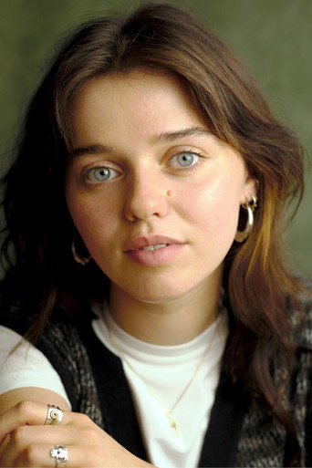 Holly Demaine