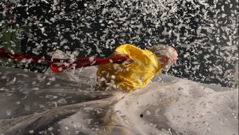 Slava's Snowshow (2001)