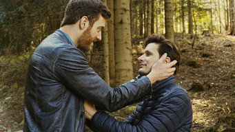 Escena 1 de Complete Strangers