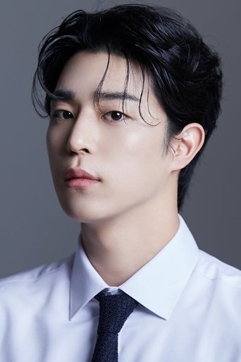 Lee Chan-hyeong headshot