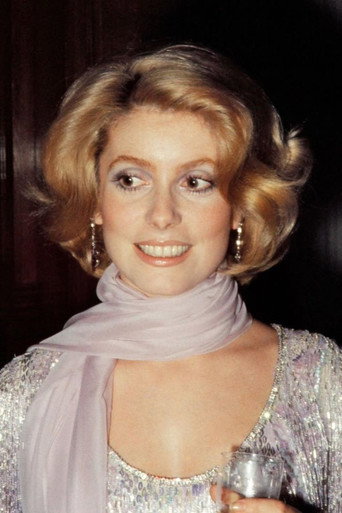 Catherine Deneuve — photo 21