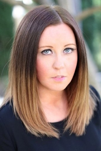 Elizabeth Adamczyk headshot
