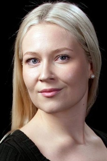 Linda Larkovirta headshot